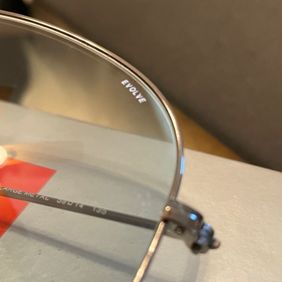 Ray-Ban Aviator Classic Large w/Elove Lenses in Gun Metal and Light Brown BNIB - Picture 5 of 9